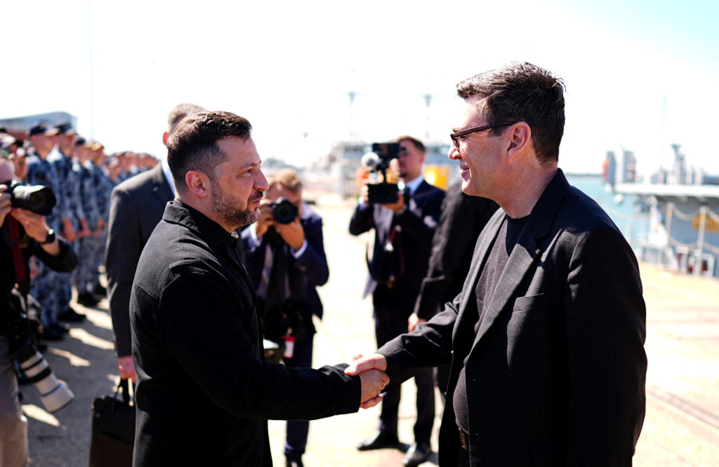 Zelenskyy meets British Prime Minister Burnham to discuss support for Ukraine