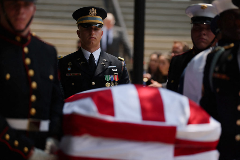 Sen. Lindsey Graham attends funeral in South Carolina