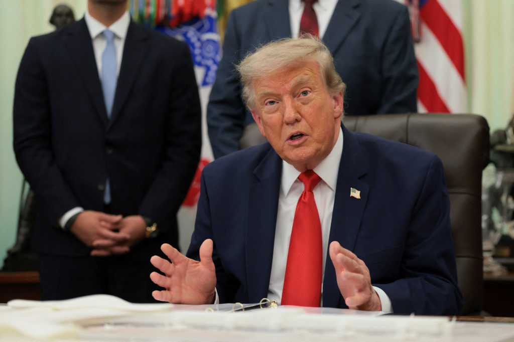 Trump announces $22.5 billion renovation plan for Dulles Airport