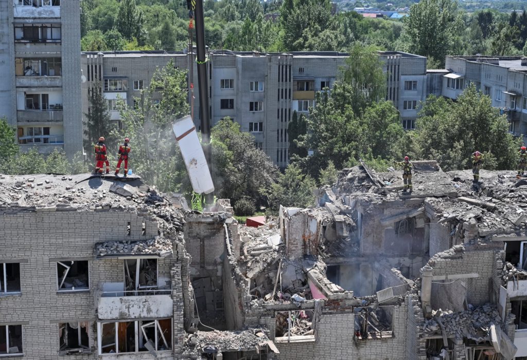 Russian drone and missile strikes result in 10 fatalities in Ukraine