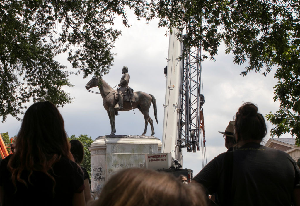 Judge rules Virginia school board must change Confederate names on schools