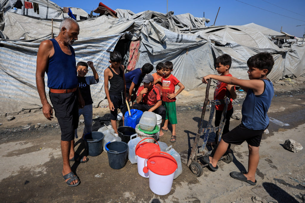 Israel responds to Trump's Gaza plan, updates on the Strait of Hormuz