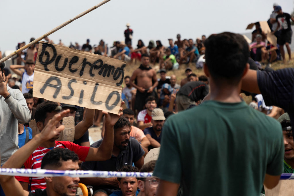 Moroccan security forces detain nearly 300 migrants attempting to reach Ceuta