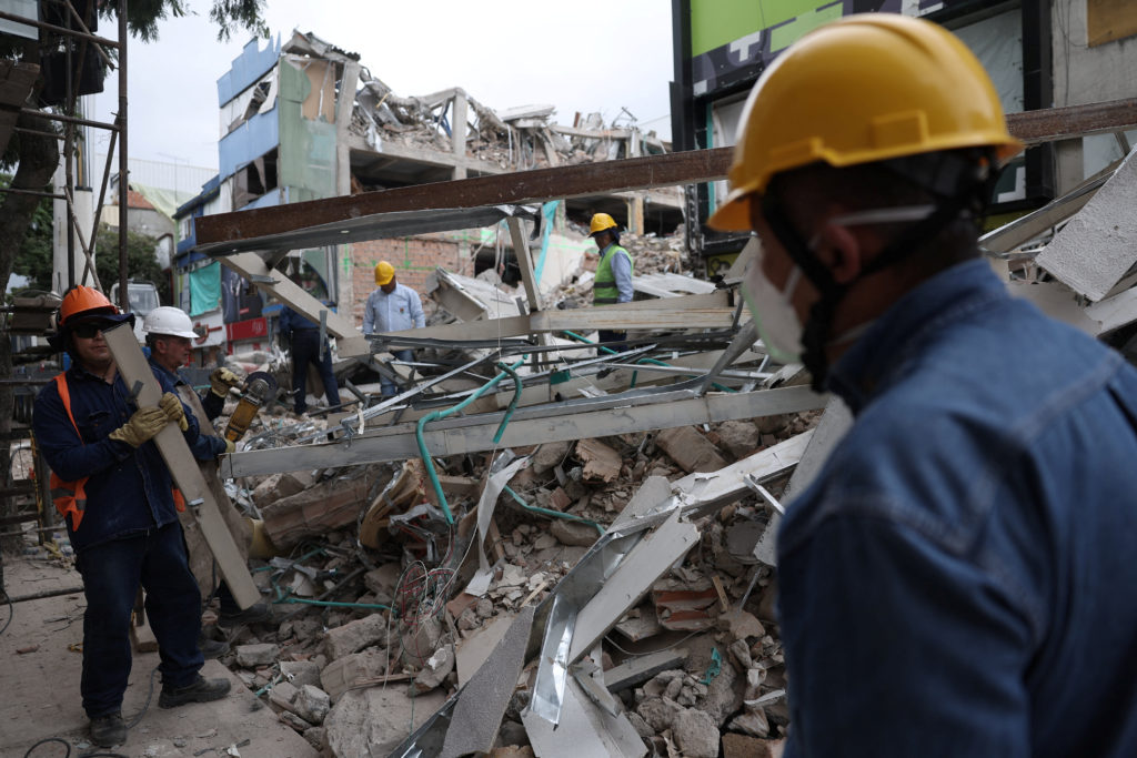 Colombian president requests suspension of tariffs for earthquake recovery aid