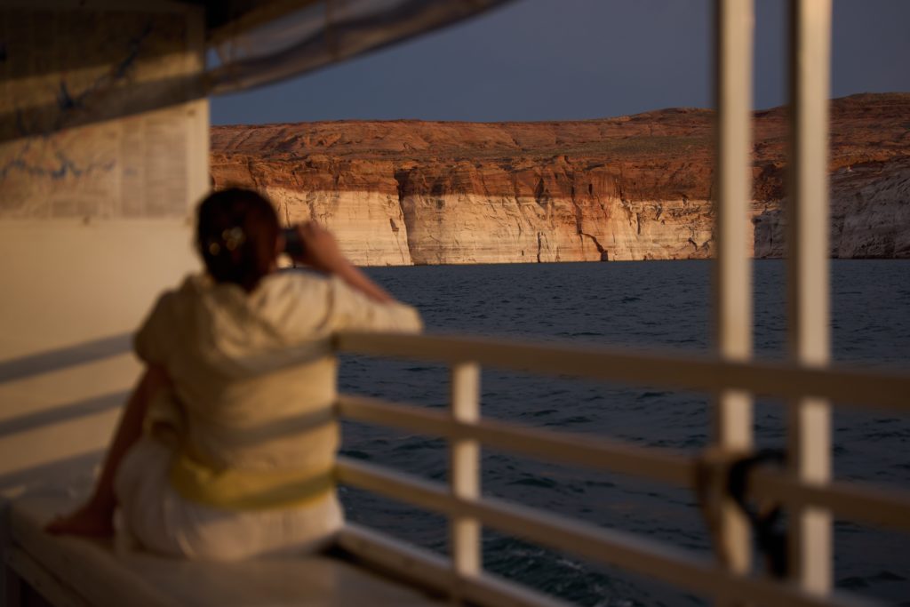 Lake Powell reaches record low water level