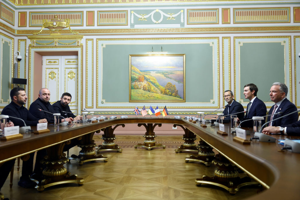 U.S. envoys meet in Ukraine after talks with Putin in Moscow