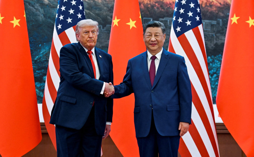 Xi Jinping arrives in Washington, greeted by President Trump at Joint Base Andrews