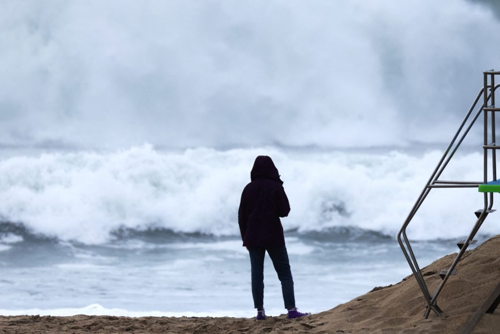 Tropical Storm Marie causes high surf along California coast