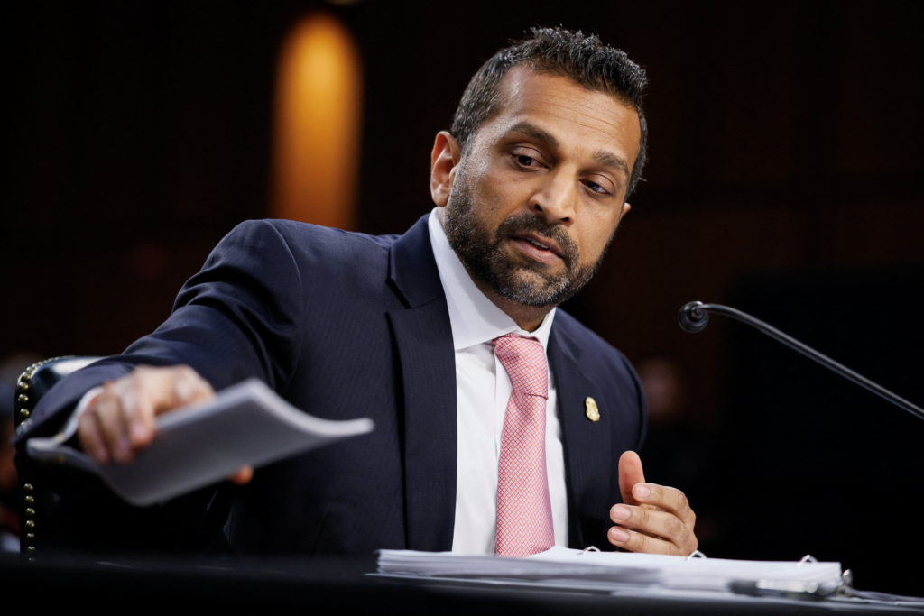 FBI provides employees with classified report on agency performance