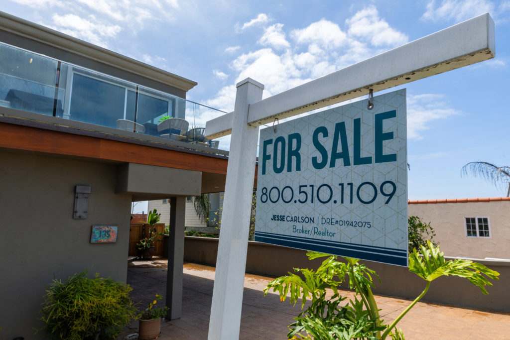 Average U.S. mortgage rate reaches highest level in nearly three years
