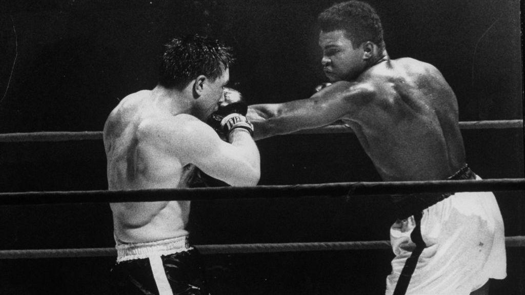 Canadian boxer George Chuvalo dies at age 89