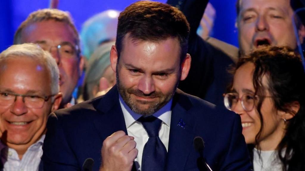 Parti Québécois projected to win Quebec election, plans independence referendum