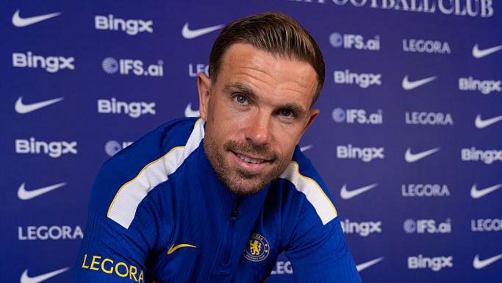 Jordan Henderson signs two-year contract with Chelsea