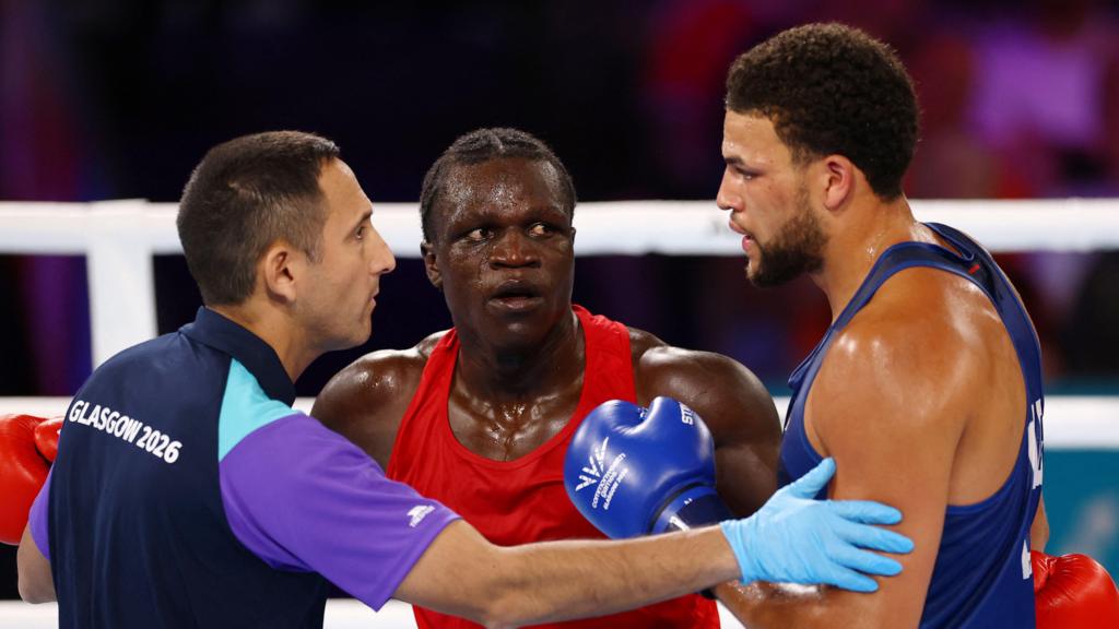Boxer Aziz Abdul disqualified for headbutt at Commonwealth Games