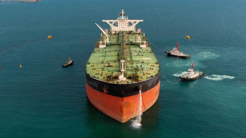 Shipping routes in Middle East face new challenges, analysts report
