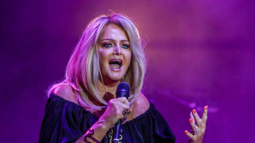 Bonnie Tyler's funeral to be live streamed on official website