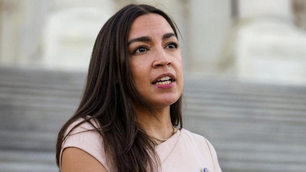 Alexandria Ocasio-Cortez discusses her decision to freeze her eggs