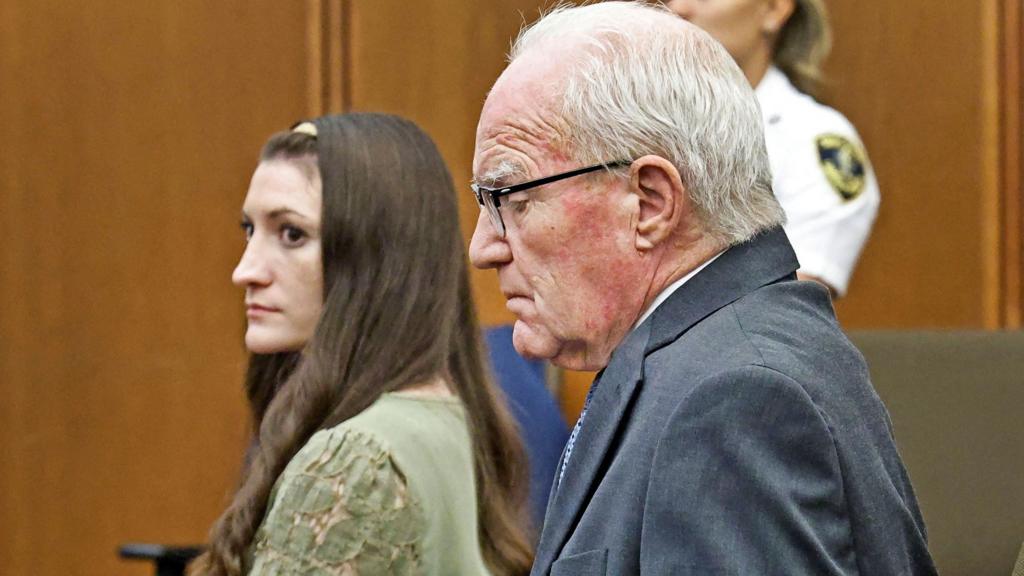 Lawyer requests investigation into juror's phone use and questionnaire answers