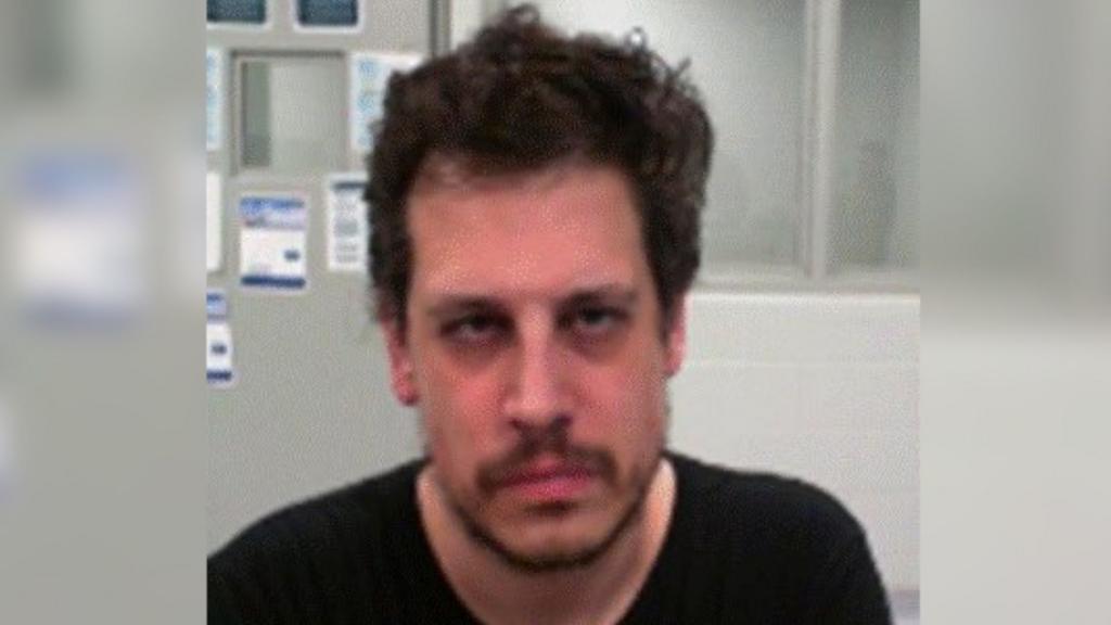 Milo Yiannopoulos deported from the US to the UK
