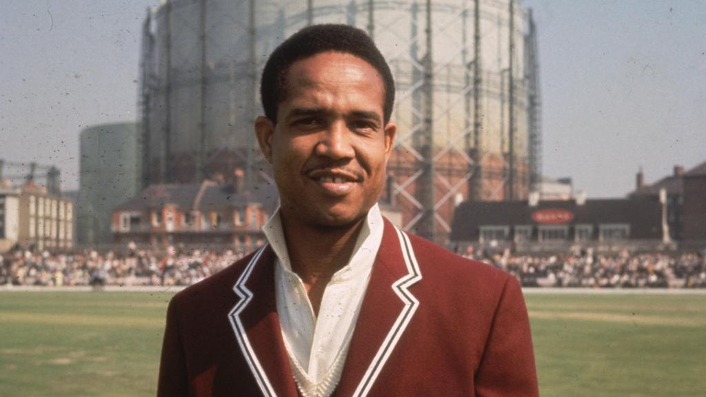 Clive Lloyd honors Garfield Sobers at state funeral in Barbados