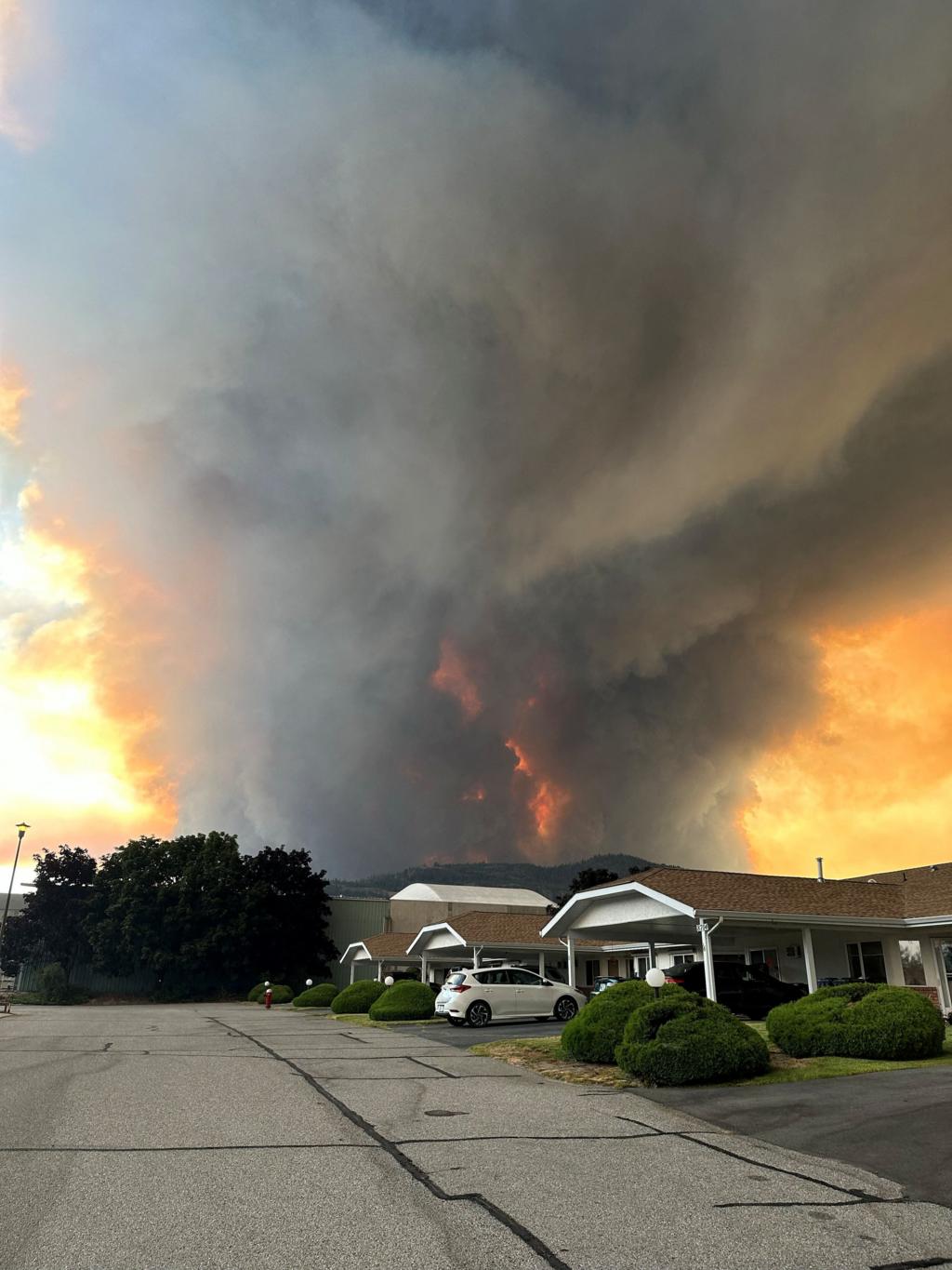 Bald Range wildfire in British Columbia expands to over 36 square miles