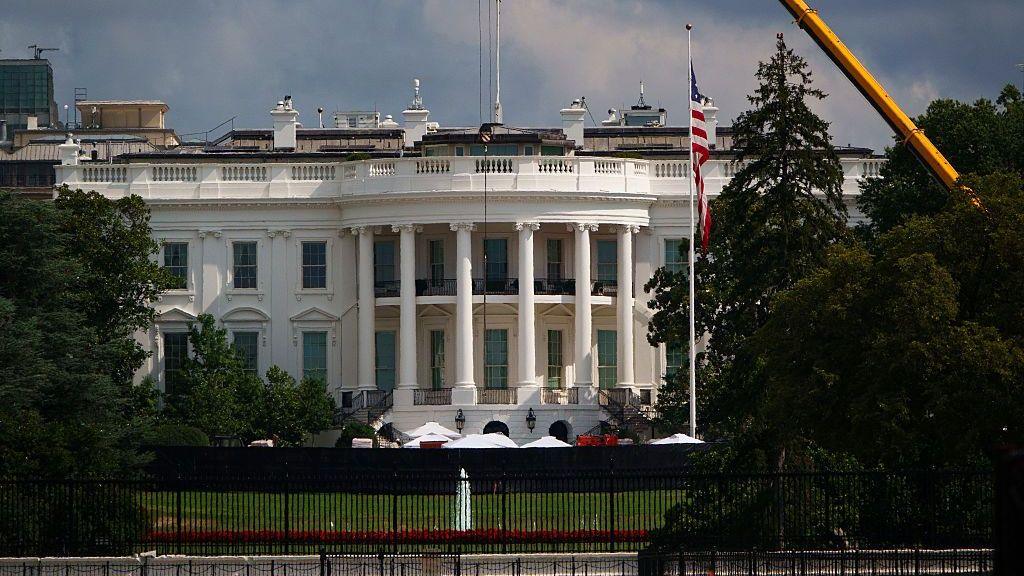 Former White House staffer fined $172,000 for betting on Trump speeches