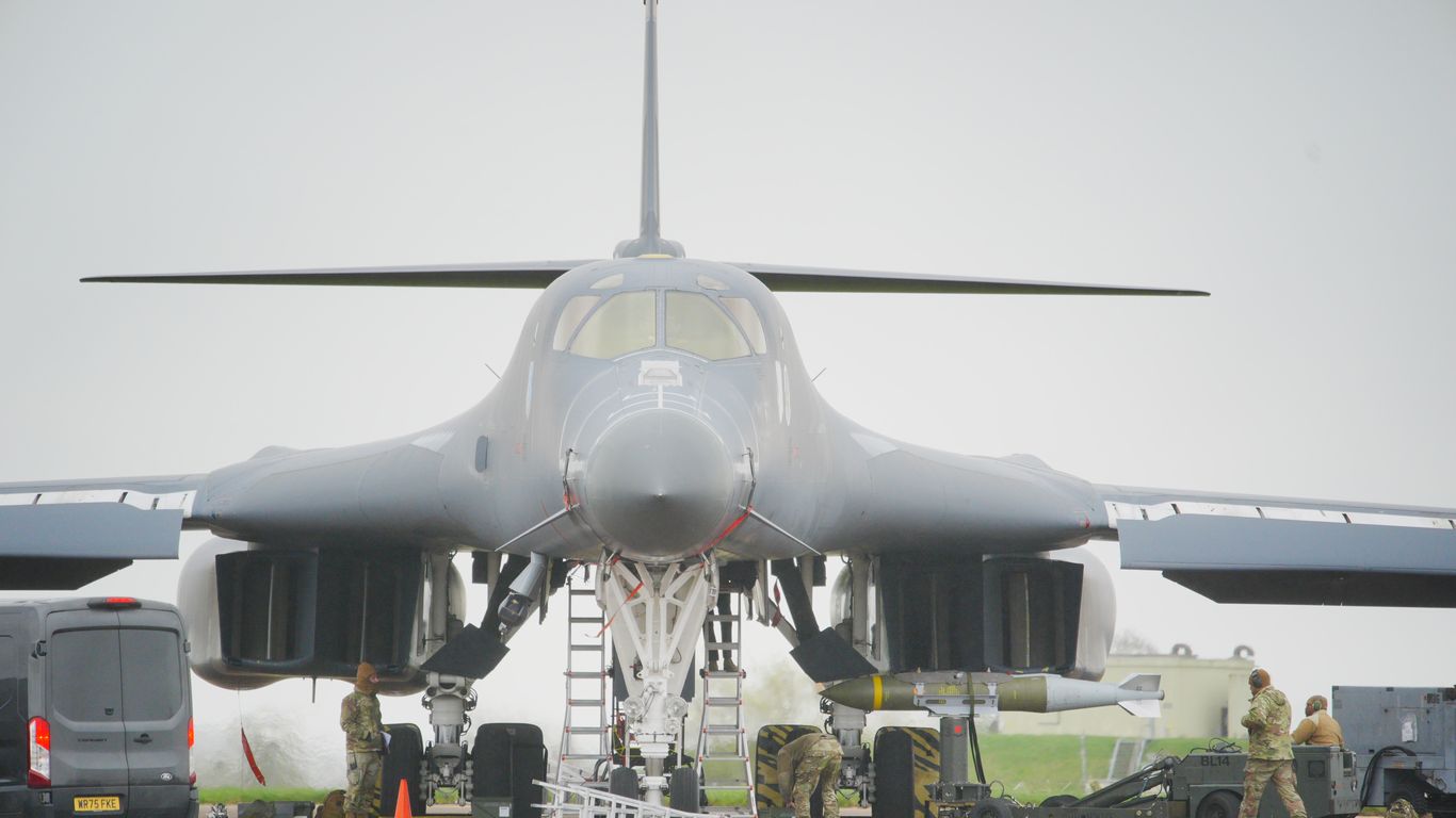 U.S. conducts B-1 bomber mission against Iranian targets amid ongoing tensions