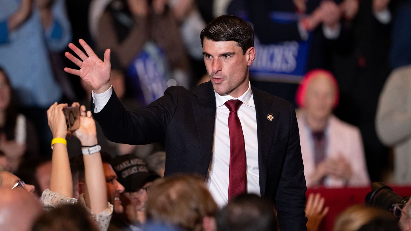 House Democrats criticize Republicans over stock trading legislation and related ads