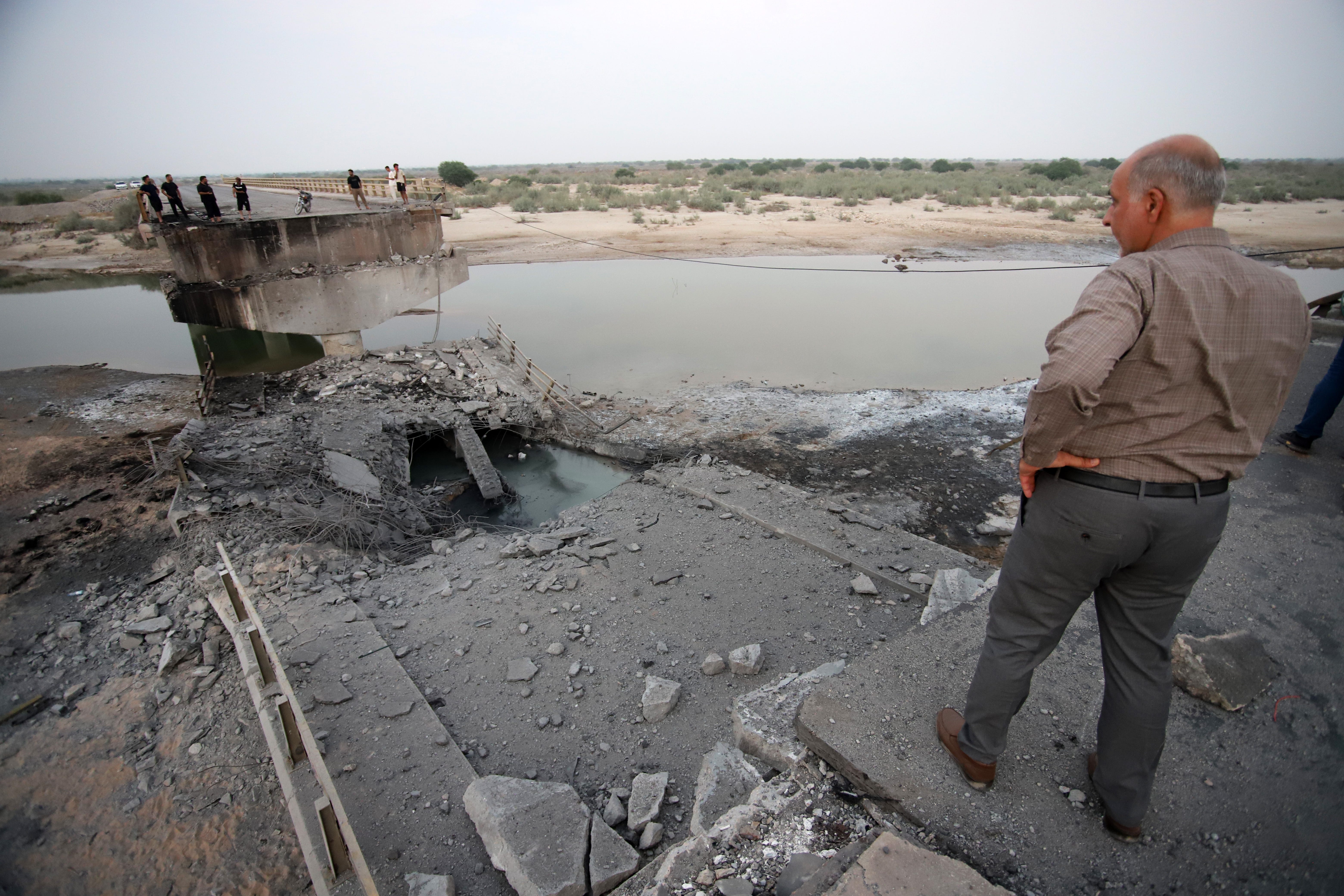 U.S. Strikes Target Infrastructure in Southern Iran
