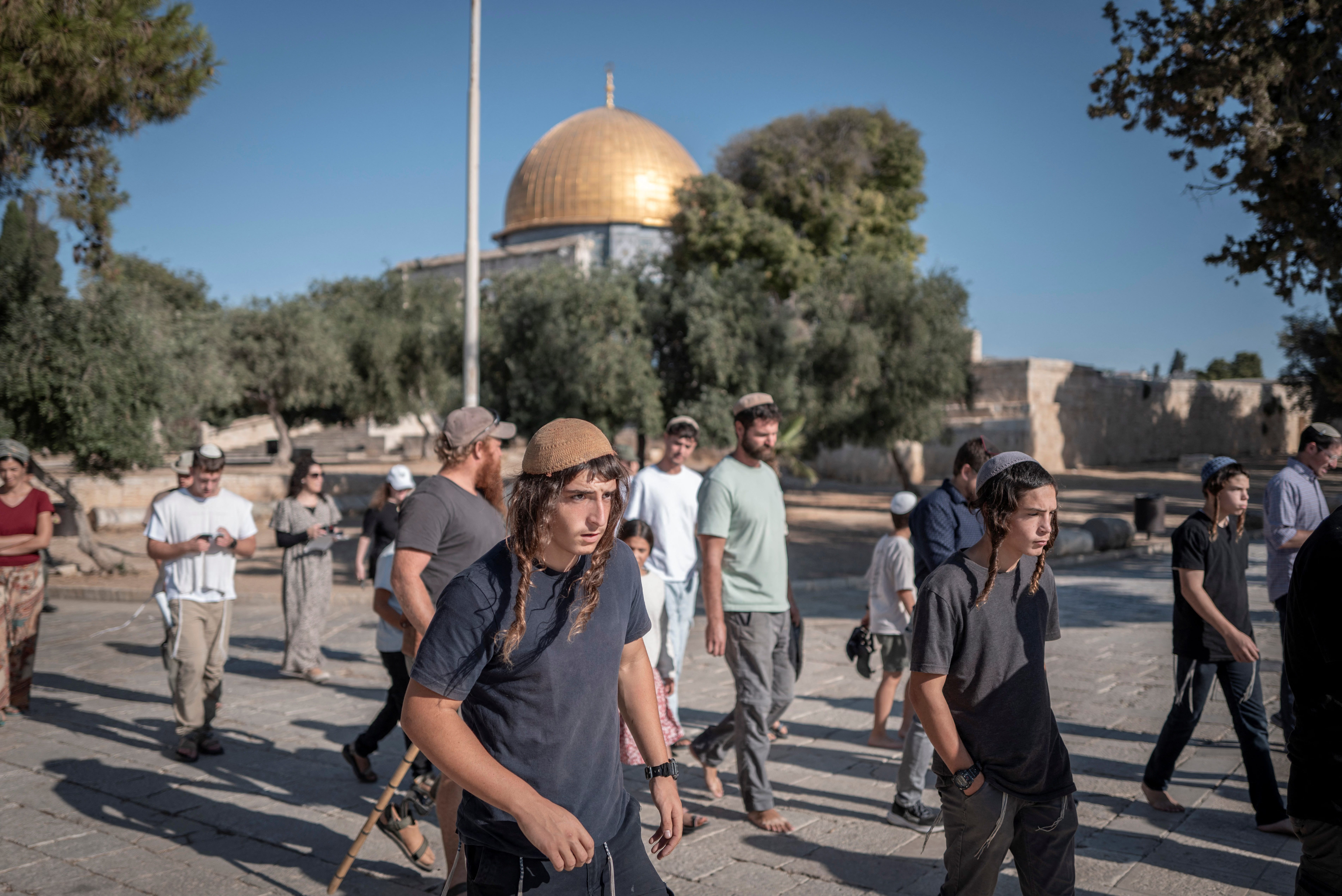 Ansarallah targets Saudi tankers; Oil prices exceed $100; Israeli settlers at Al-Aqsa
