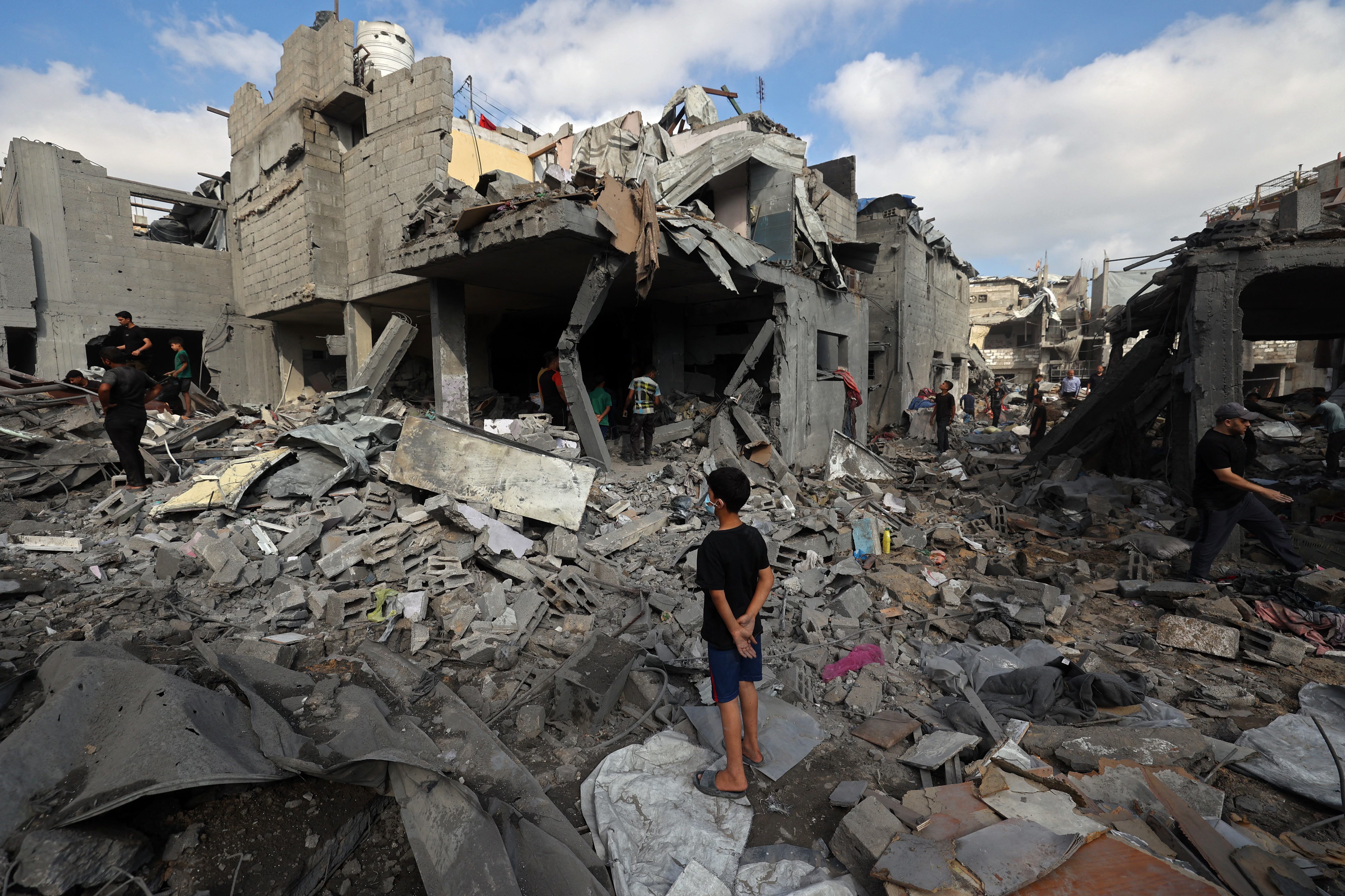 U.S. military conducts airstrikes in Iran; conflict escalates in Gaza